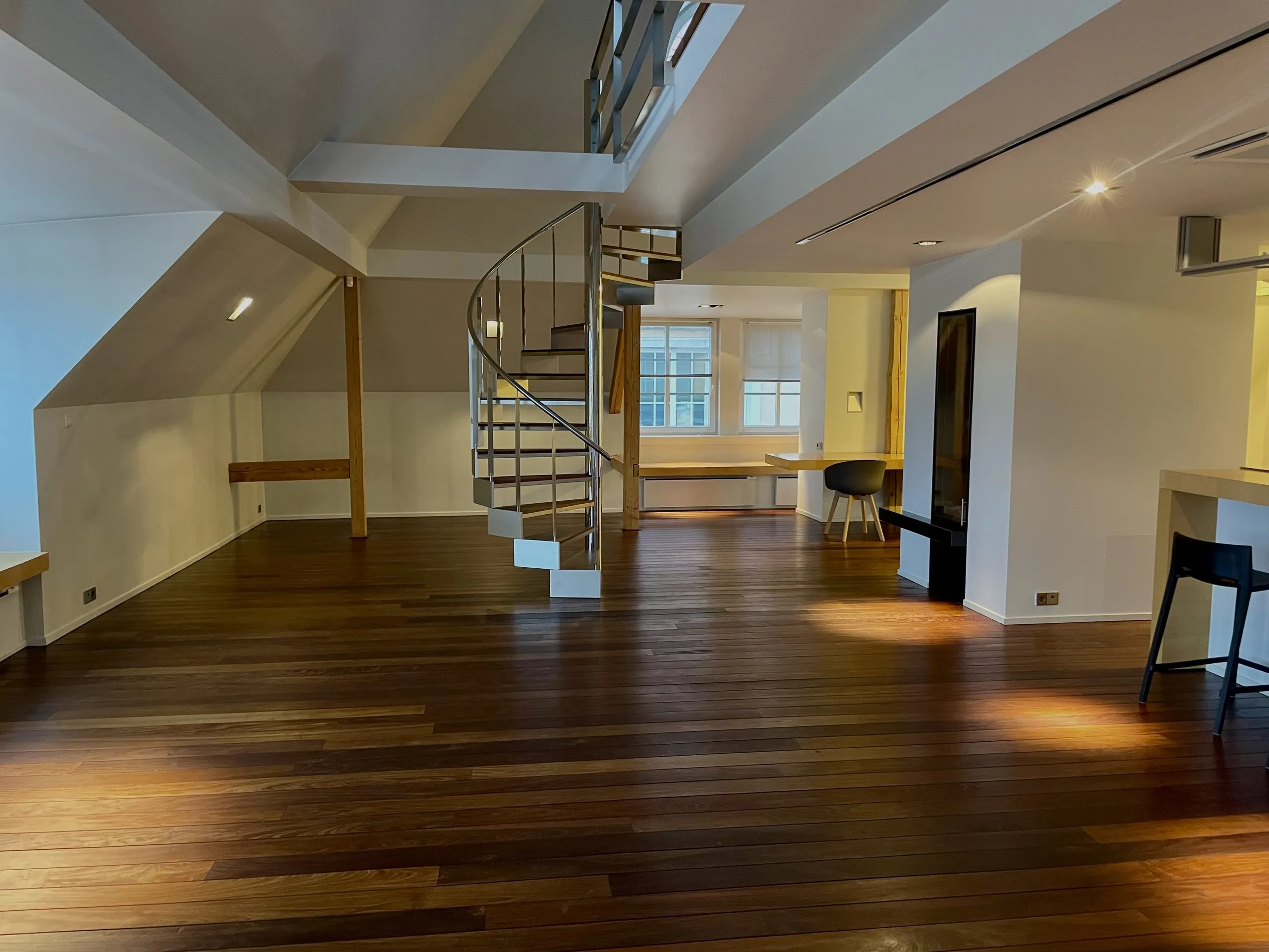 Raekoja penthouse, 3