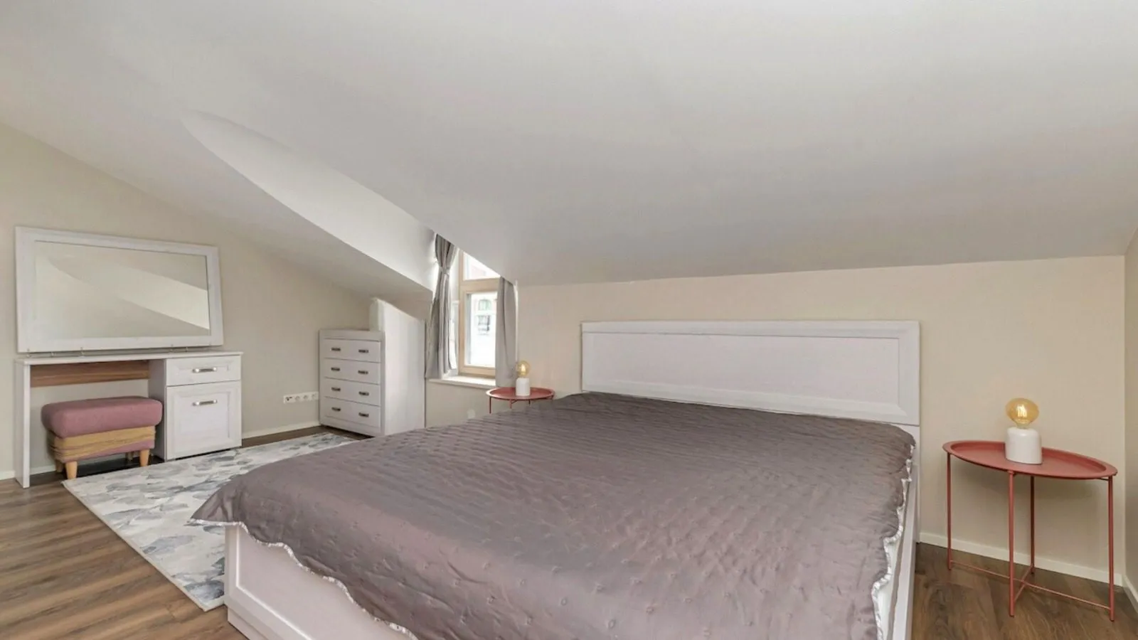 Penthouse kaarakendega, 10